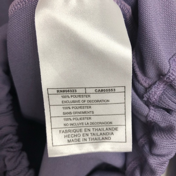 Nike Pullover Hoodie with String Tie on Hem - Picture 6 of 6